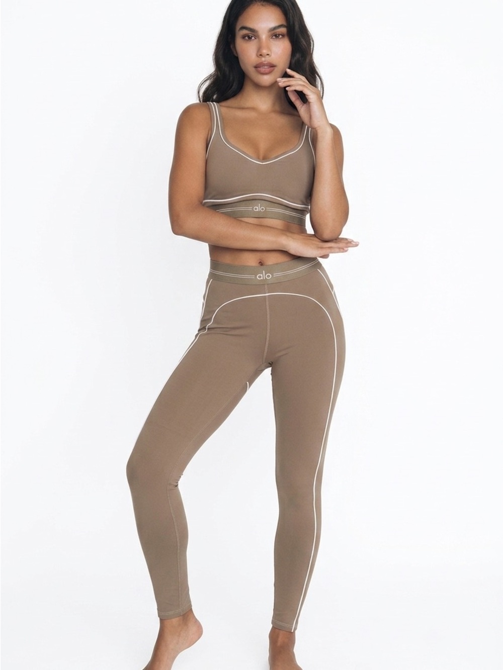 ALO Yoga Tan High-Waist Leggings And Sports Bra Set - Picture 5 of 16
